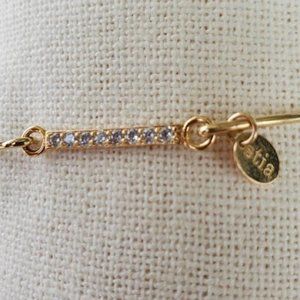 Gold bar bracelet